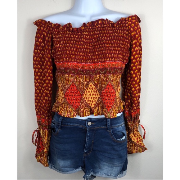 3/$20 Speed Limit Crop Top Size Sm - Picture 1 of 7